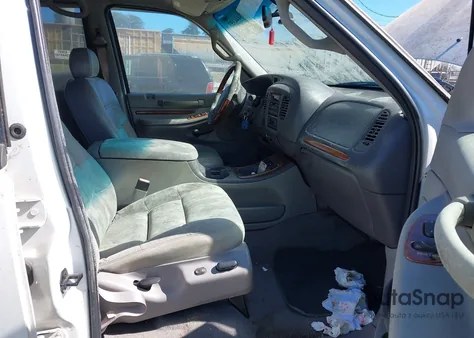 2001 Lincoln Navigator z USA, uszkodzony, nr VIN 5LMFU28R31LJ24737